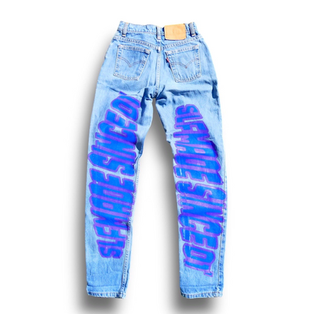 1 of 1 Vintage Levi Denim Jeans 25x30