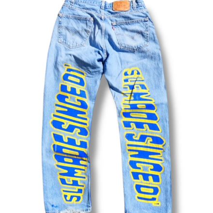 1 of 1 Vintage Levi Denim Jeans 33x30