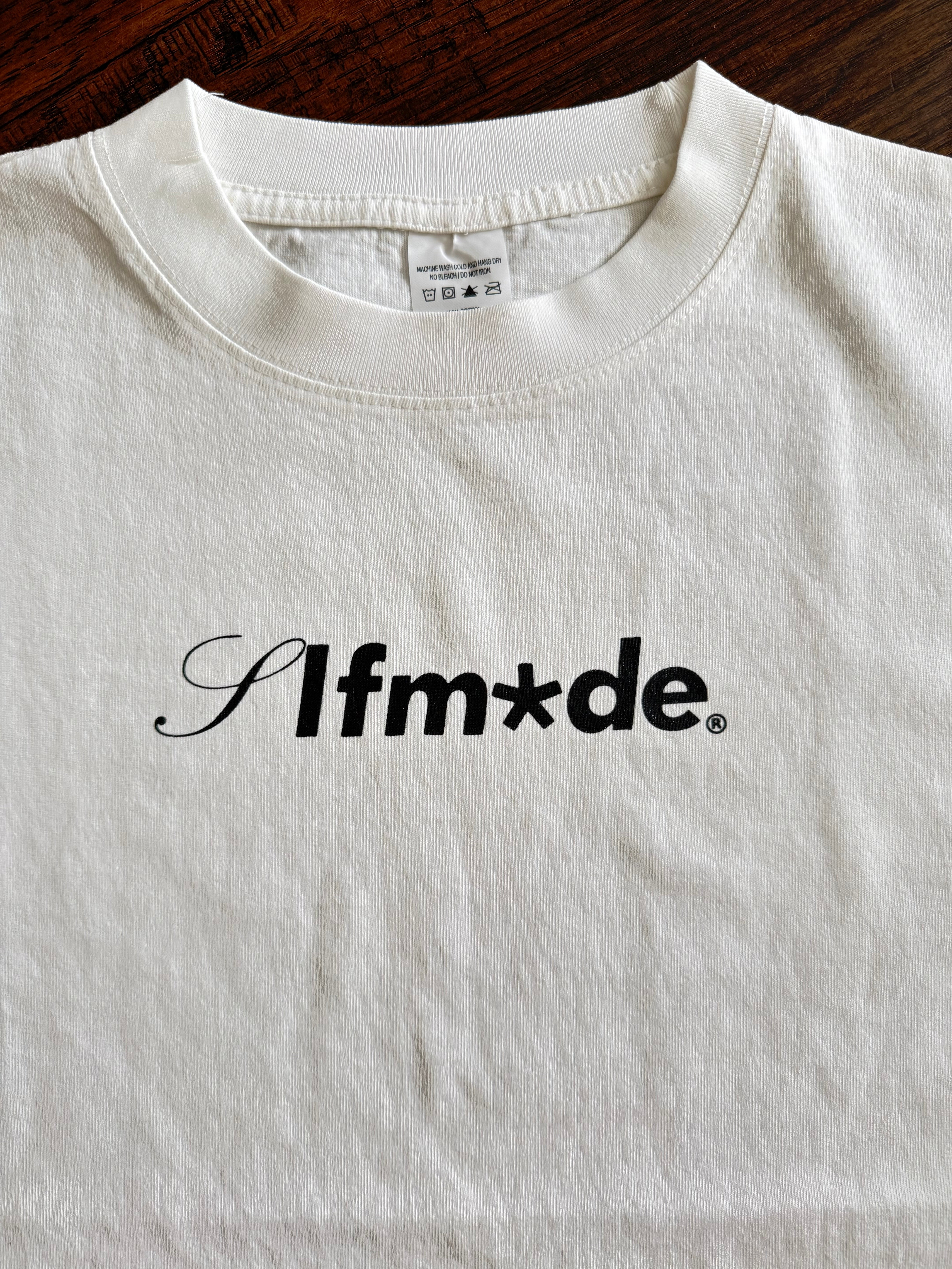 Signature Logo Tee