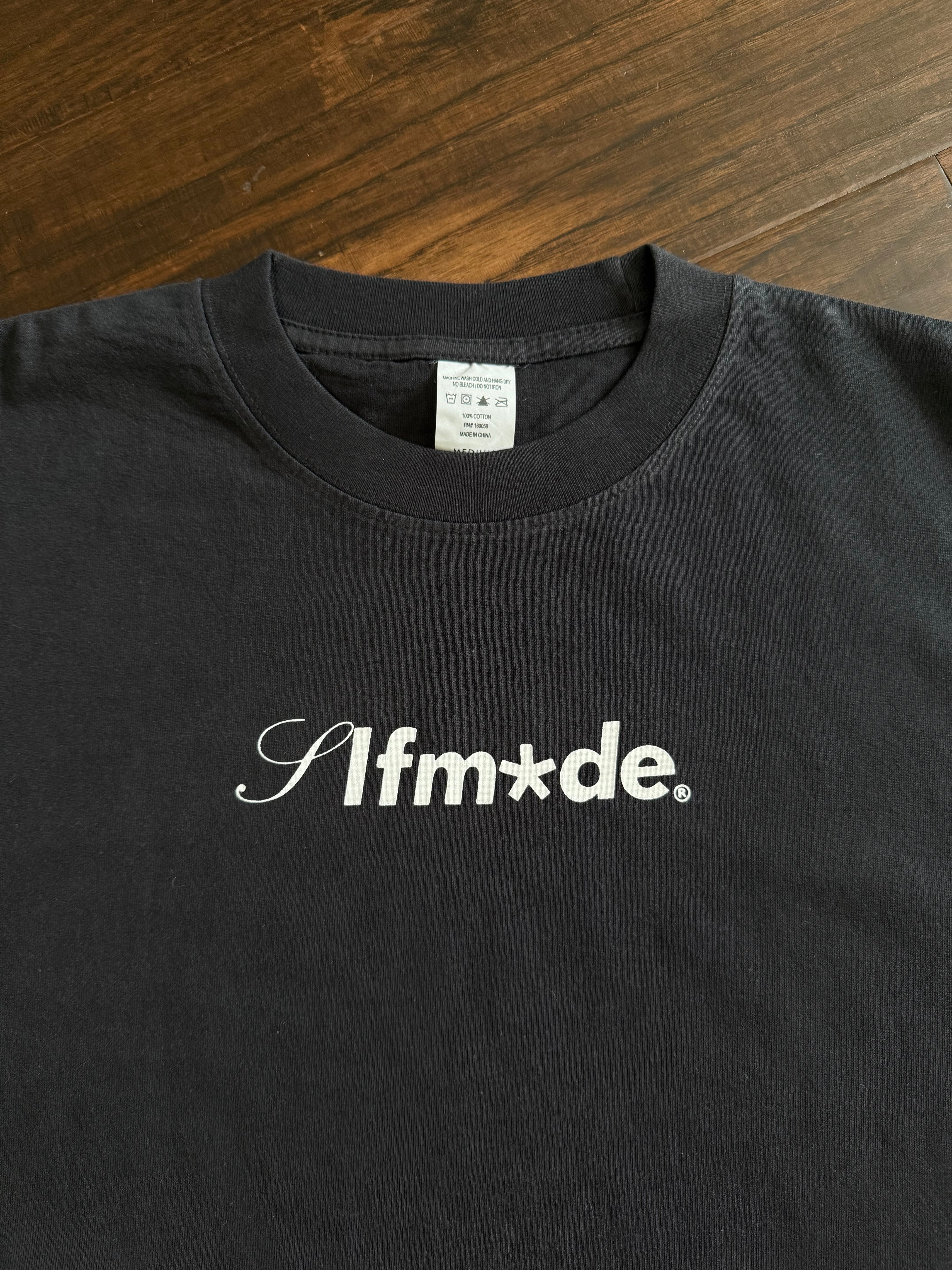 Signature Logo Tee